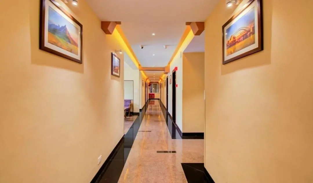 Opulence Inn - 500 Meters From Railway Station Udaipur Hotel