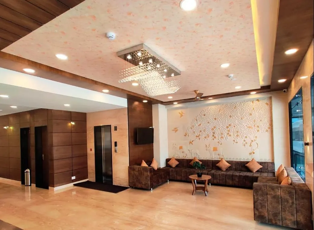 Opulence Inn - 500 Meters From Railway Station Udaipur India
