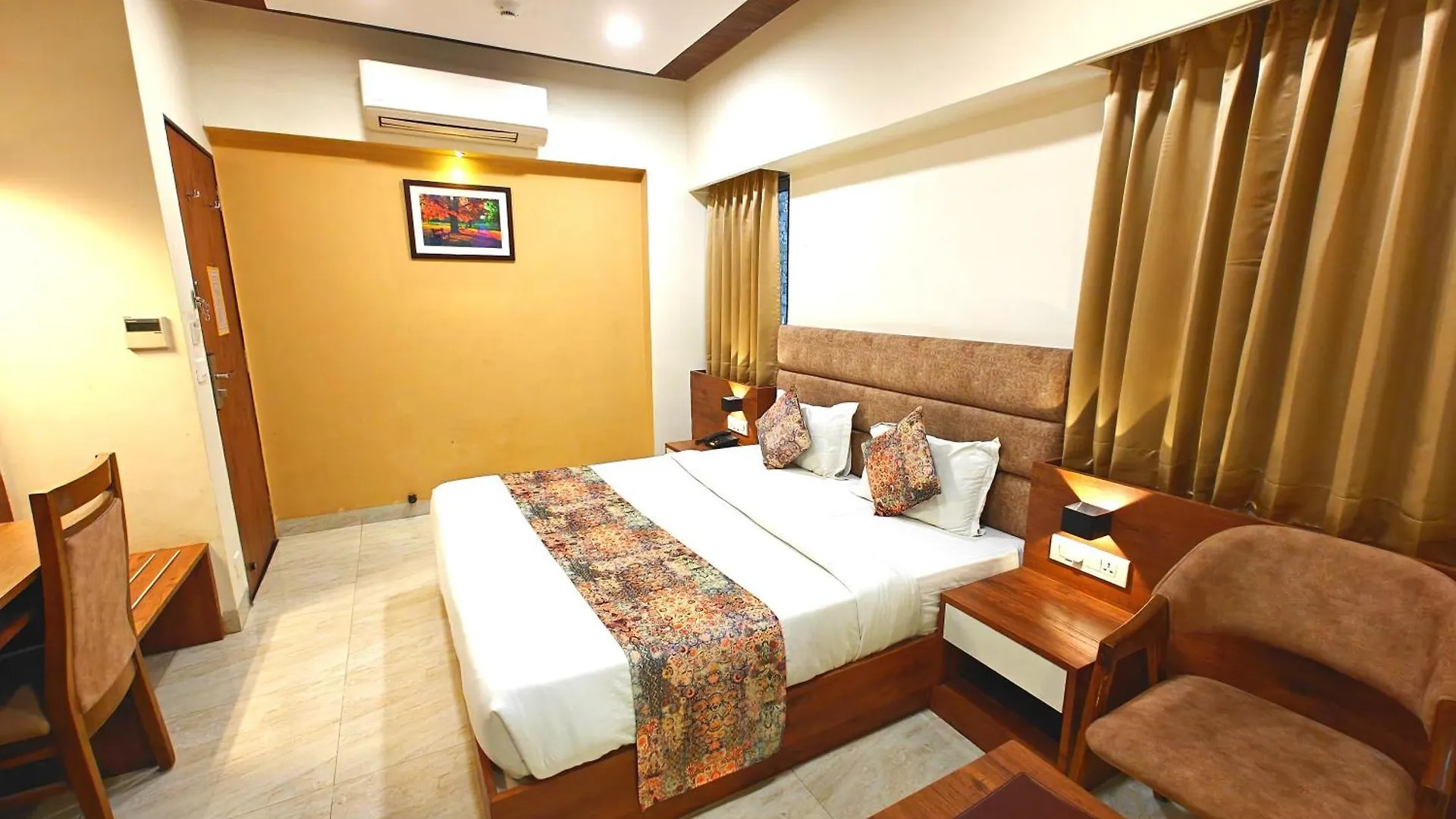 Opulence Inn - 500 Meters From Railway Station Udaipur 3*,  India